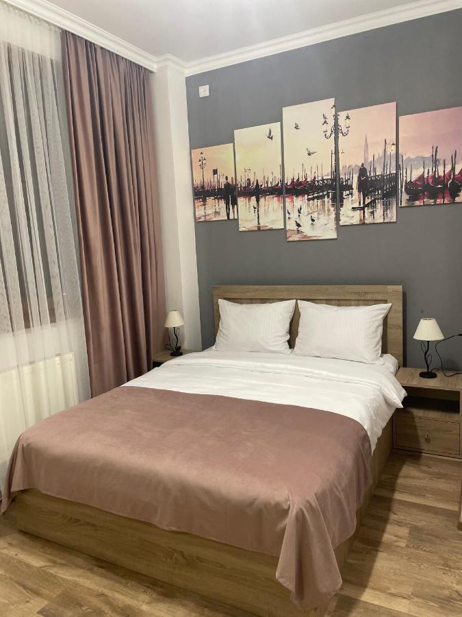 Sofia Hotel Jerevan Eksteriør billede