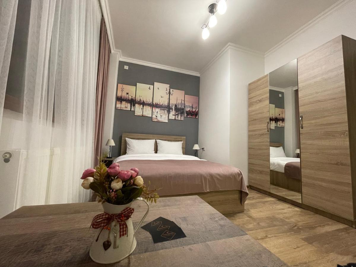 Sofia Hotel Jerevan Eksteriør billede