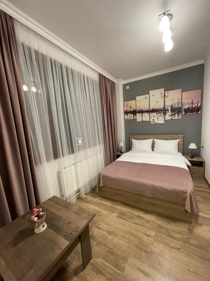 Sofia Hotel Jerevan Eksteriør billede