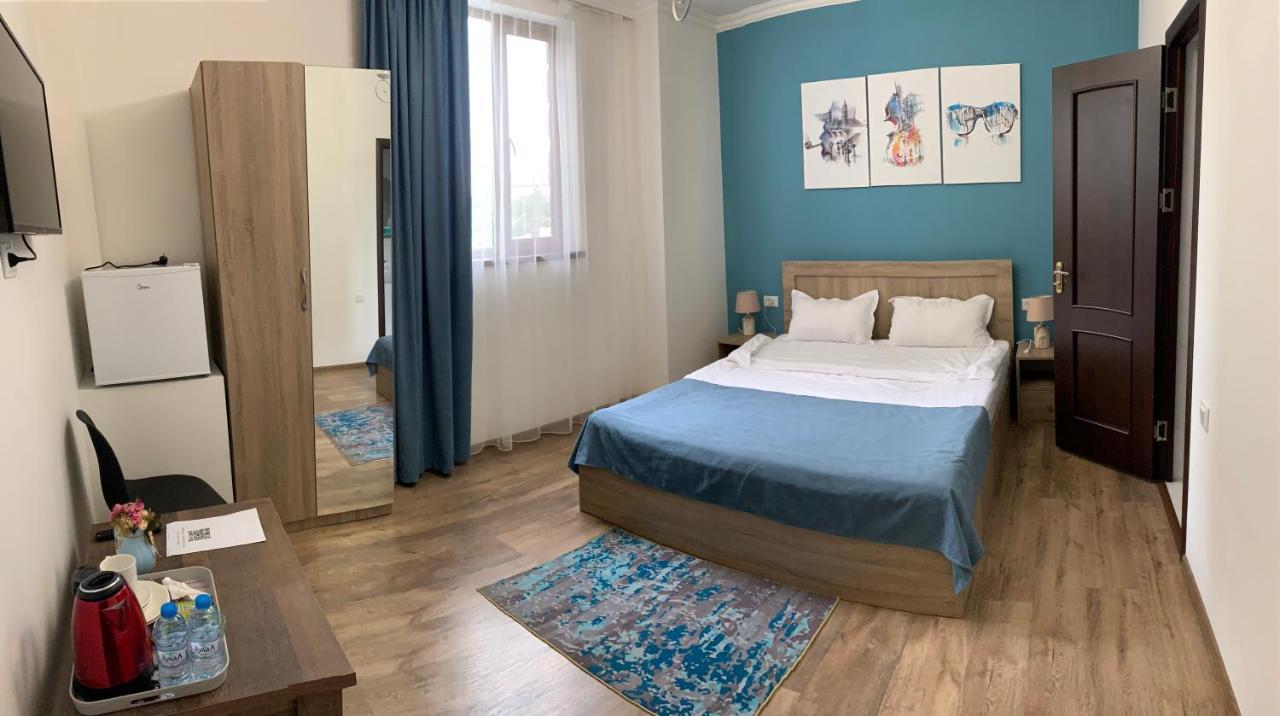 Sofia Hotel Jerevan Eksteriør billede